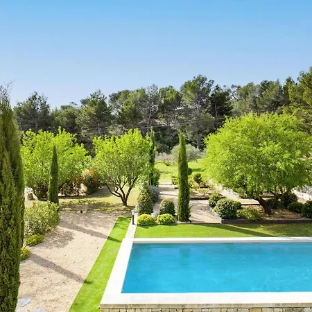 Villa Les Alpilles By