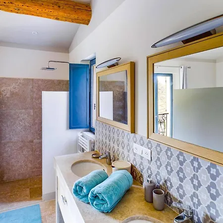 Villa Les Alpilles By