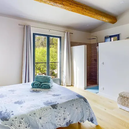 Les Alpilles By Villa *